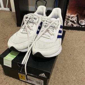 Adidas SuperNovas M